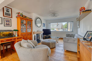 Lounge- click for photo gallery